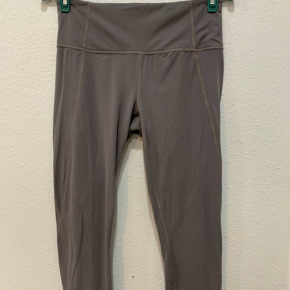 Athleta Active Wear Leggings Gray Size M (672)